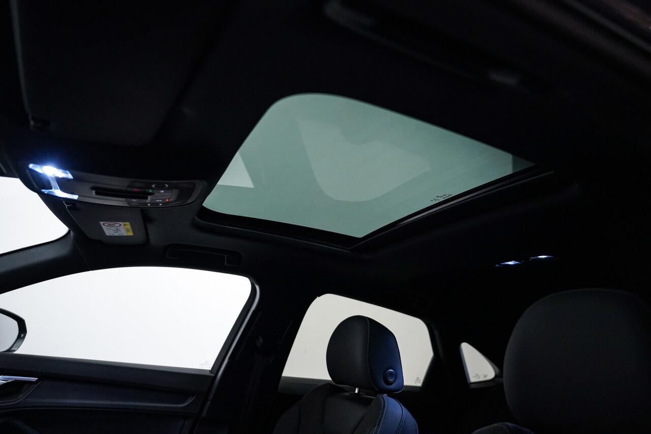 Audi Q3 Sportback 45 TFSI e S-Line|Pano dak|Trekhaak|Camera|Acc|20 inch