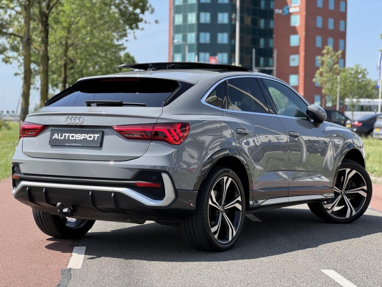 Audi Q3 45 TFSI e 245 Pk S-Line Nardo Pano Camera Trekhaak