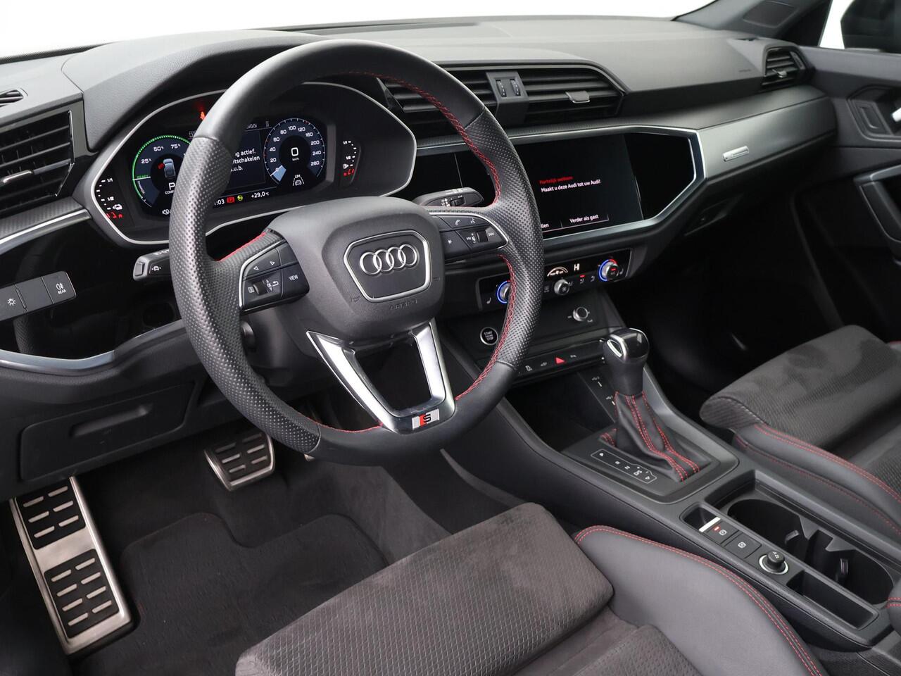 Audi Q3 Sportback 45 TFSI e Advanced Edition 245 PK | SoH 91% | S-Line interieur | Sportstoelen verwarmd | Achterklep elektrisch | LED Koplampen |