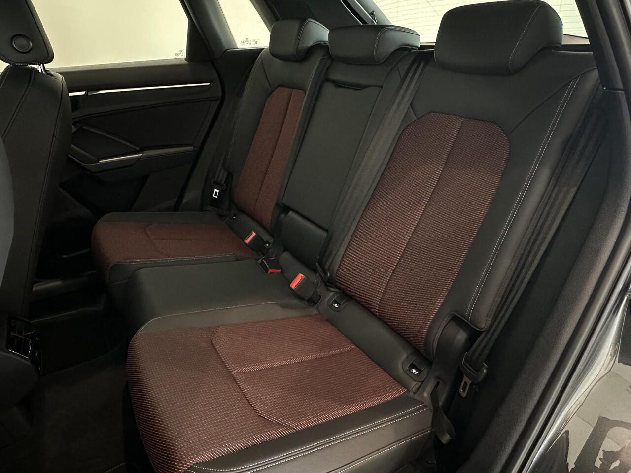 Audi Q3 35 TFSI S edition | Matrix LED | Navigatie | Climate Control | Cruise Control | Apple Carplay/Android Auto | Parkeersensoren voor, achter en achteruitrijcamera