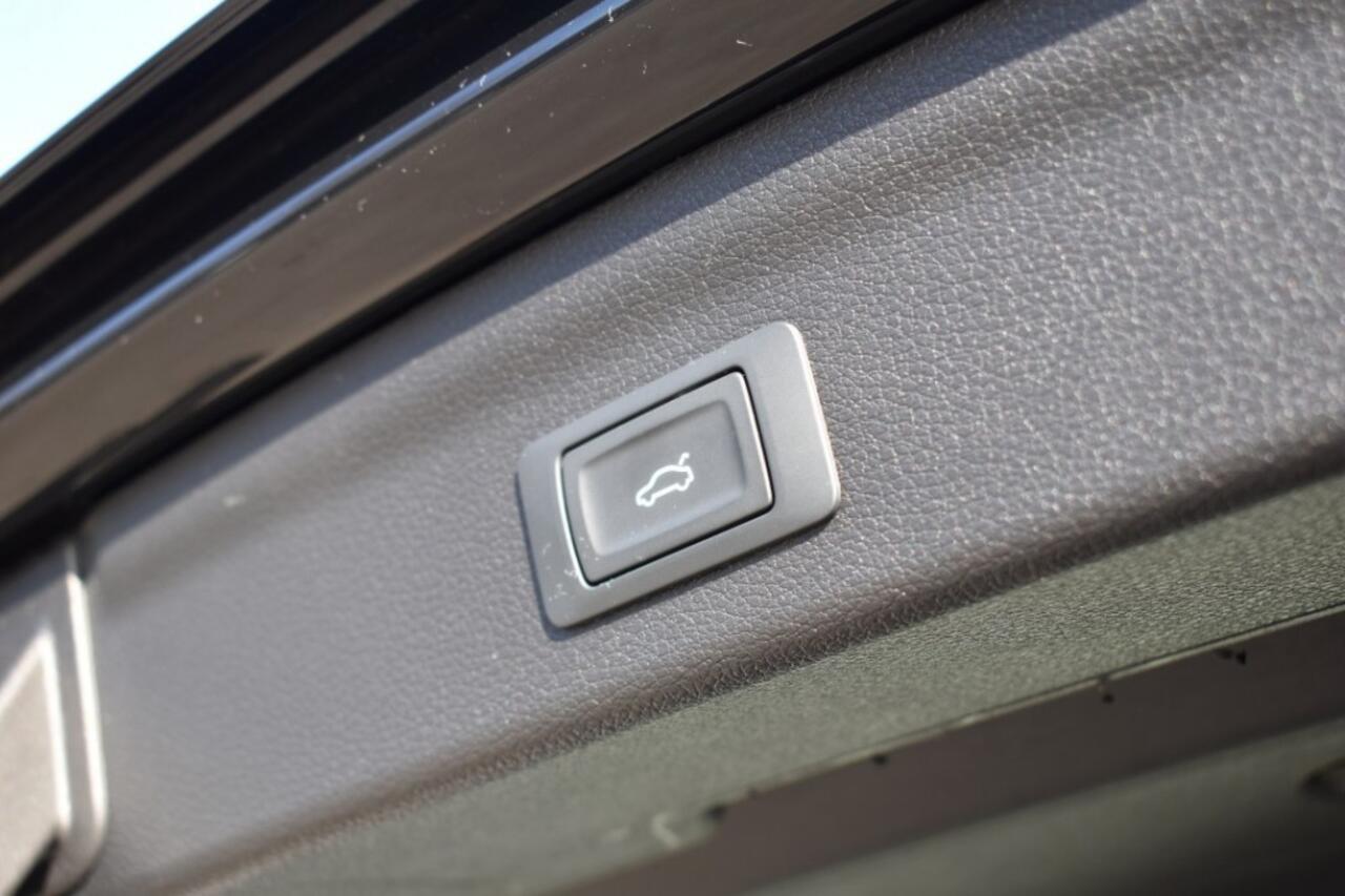 Audi Q3 35 TFSI EDITION / VIRTUAL COCKPIT / EL. A-KLEP / SPORTSTOELEN