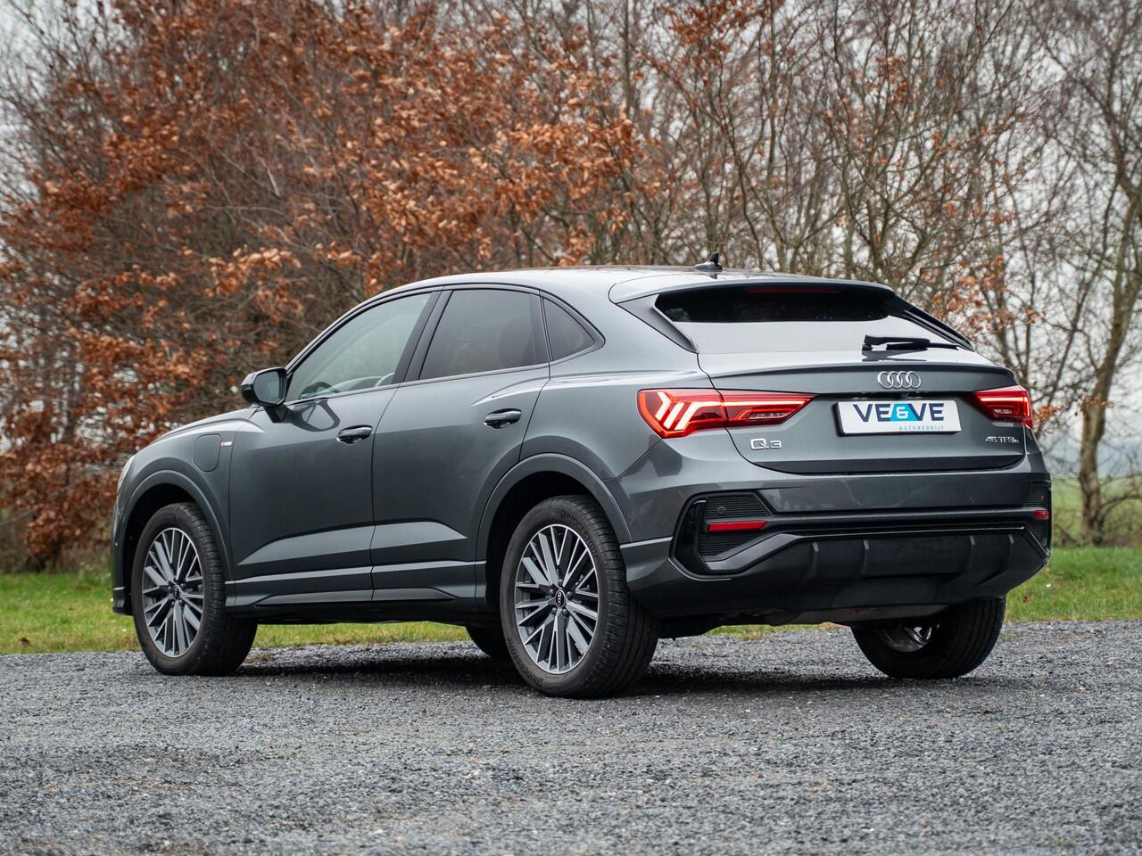 Audi Q3 Sportback 45 TFSI e S Edition // camera // sportstoelen // stoelverw.