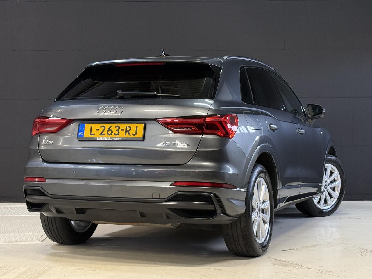 Audi Q3 45 TFSI e S edition | 1e Eigenaar | NAP | 2x S-line | Sfeerverlichting | Apple Carplay | Sportstoelen