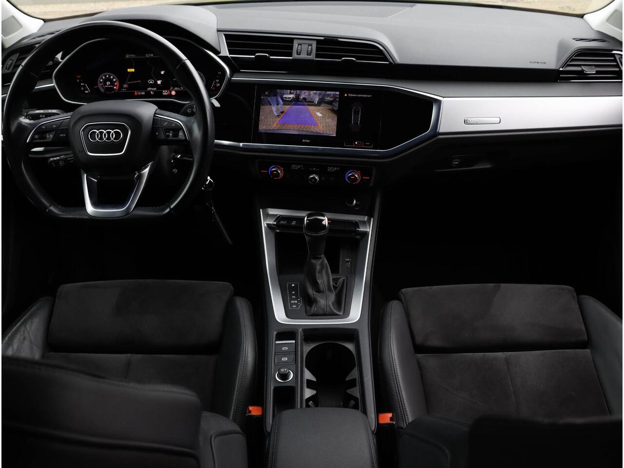 Audi Q3 Sportback 35 TFSI S-Line Automaat Adaptive Cruise Daytonagrijs 19 inch