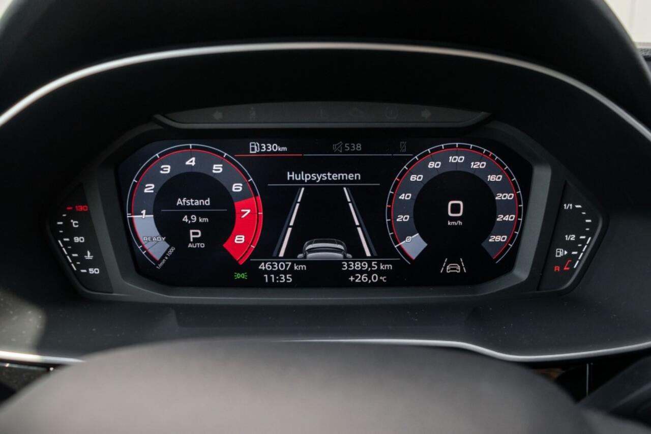 Audi Q3 35 TFSI, Carplay, Leder, LED