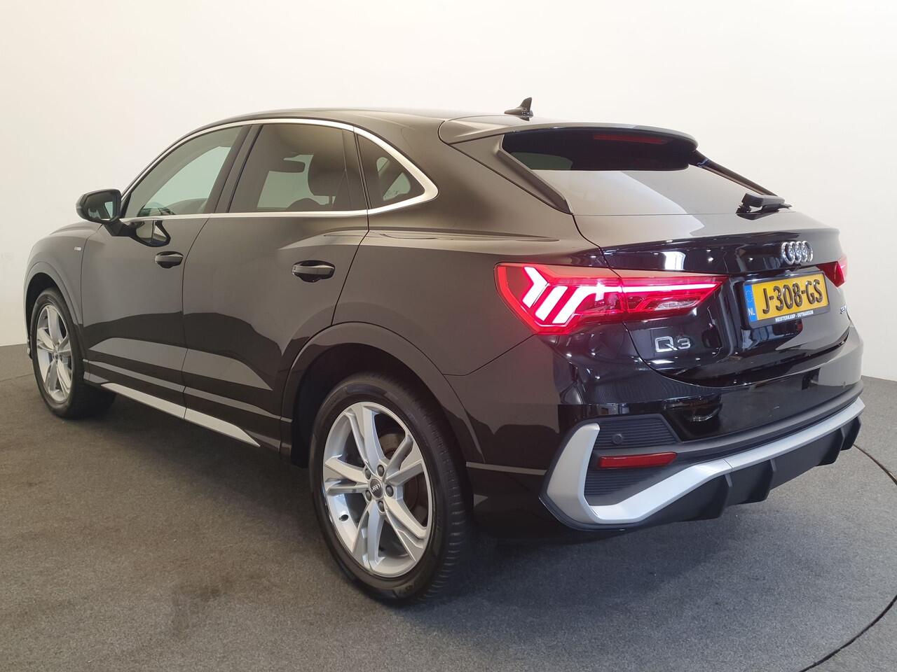 Audi Q3 Sportback 35 TFSI S-Line Alcantara/leder, Virtual cockpit, App connect