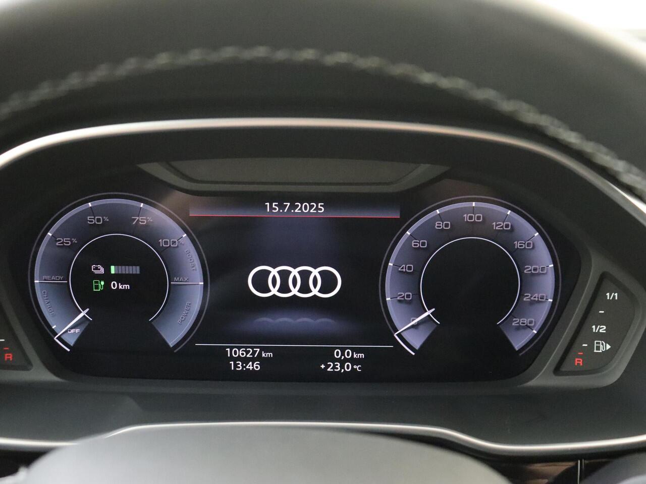 Audi Q3 Sportback 45 TFSI e S Edition | Trekhaak | Keyless | Adaptieve cruise control | Dodehoek detectie | Navigatie Plus | Stoelverwarming | Parkeersensoren |