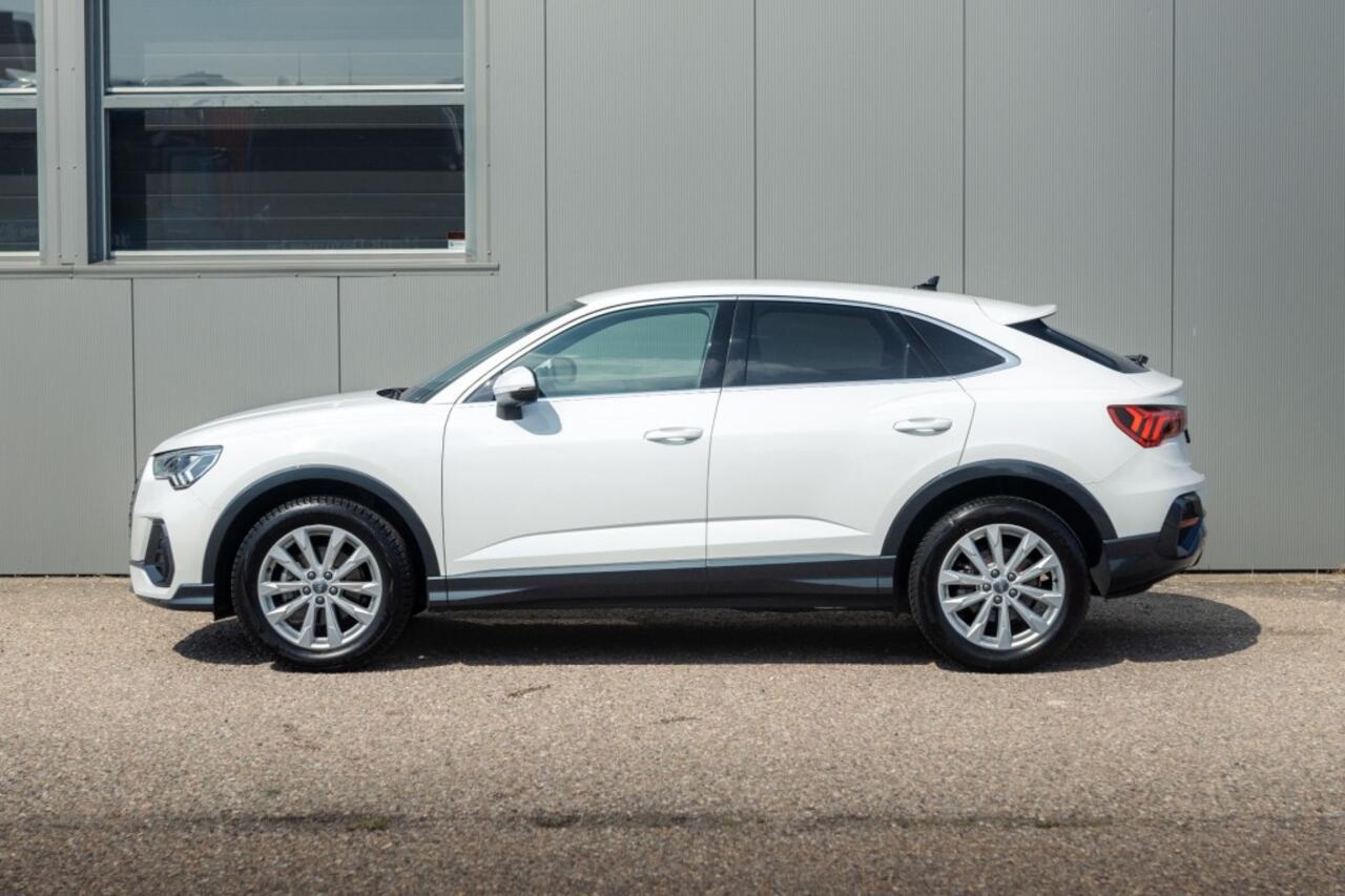 Audi Q3 35 TFSI, Carplay, Leder, LED