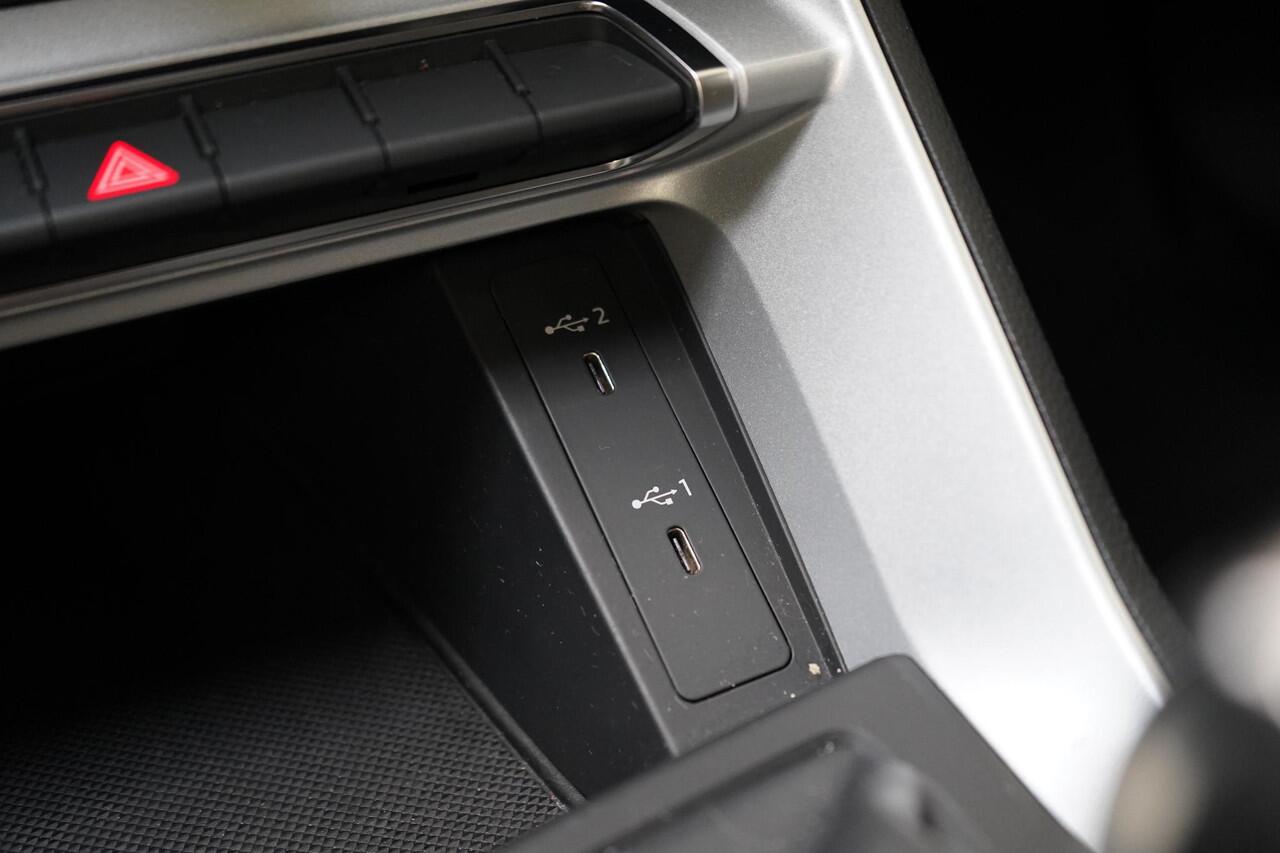 Audi Q3 Sportback 45 TFSI e 245pk S Edition | Adaptive cruise | Apple Carplay | Climate control | Stoelverwarming | Wegkl. trekhaak |