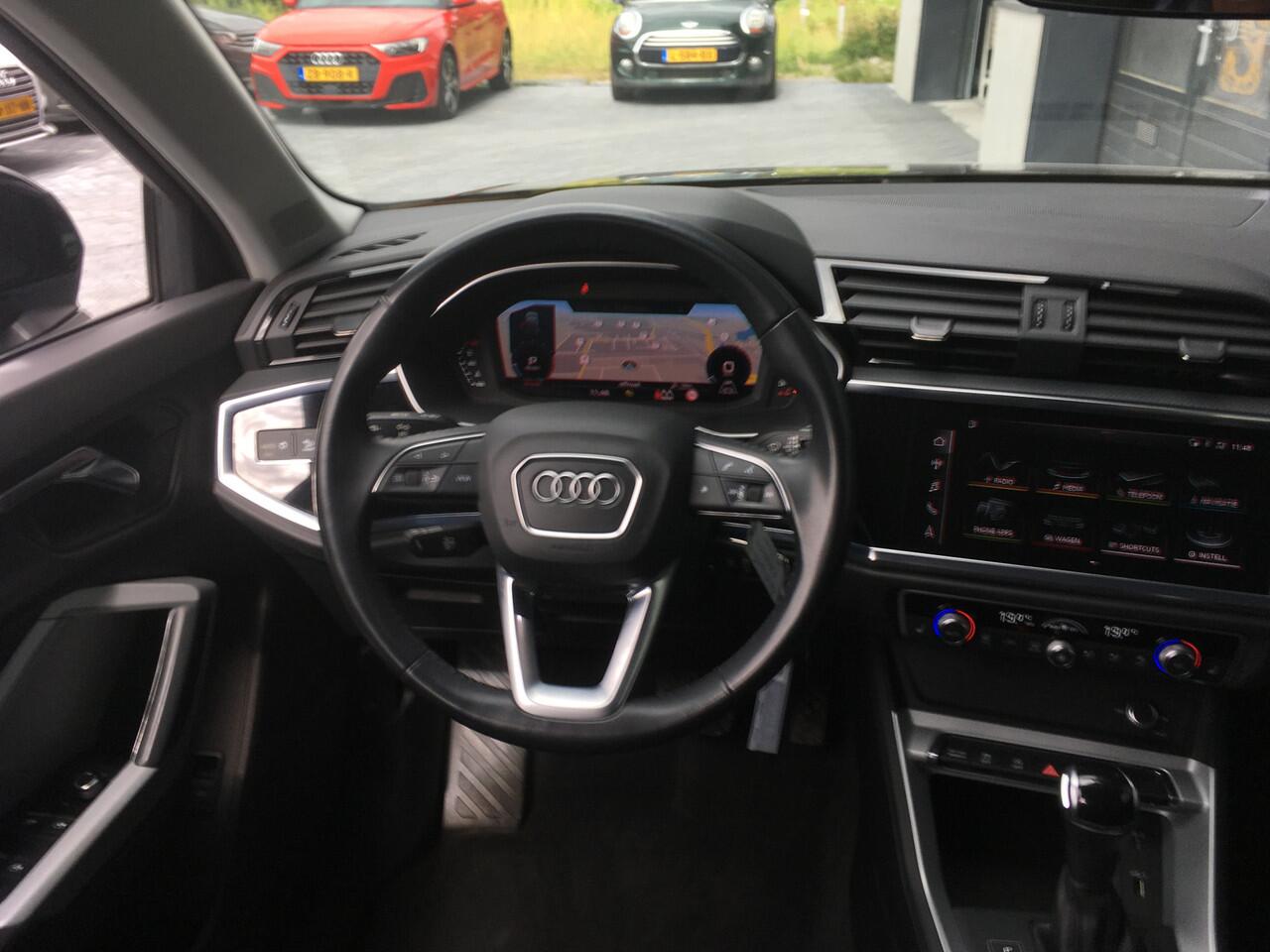 Audi Q3 Sportback 35 TFSI Black Ed. Pano Camera CarPlay