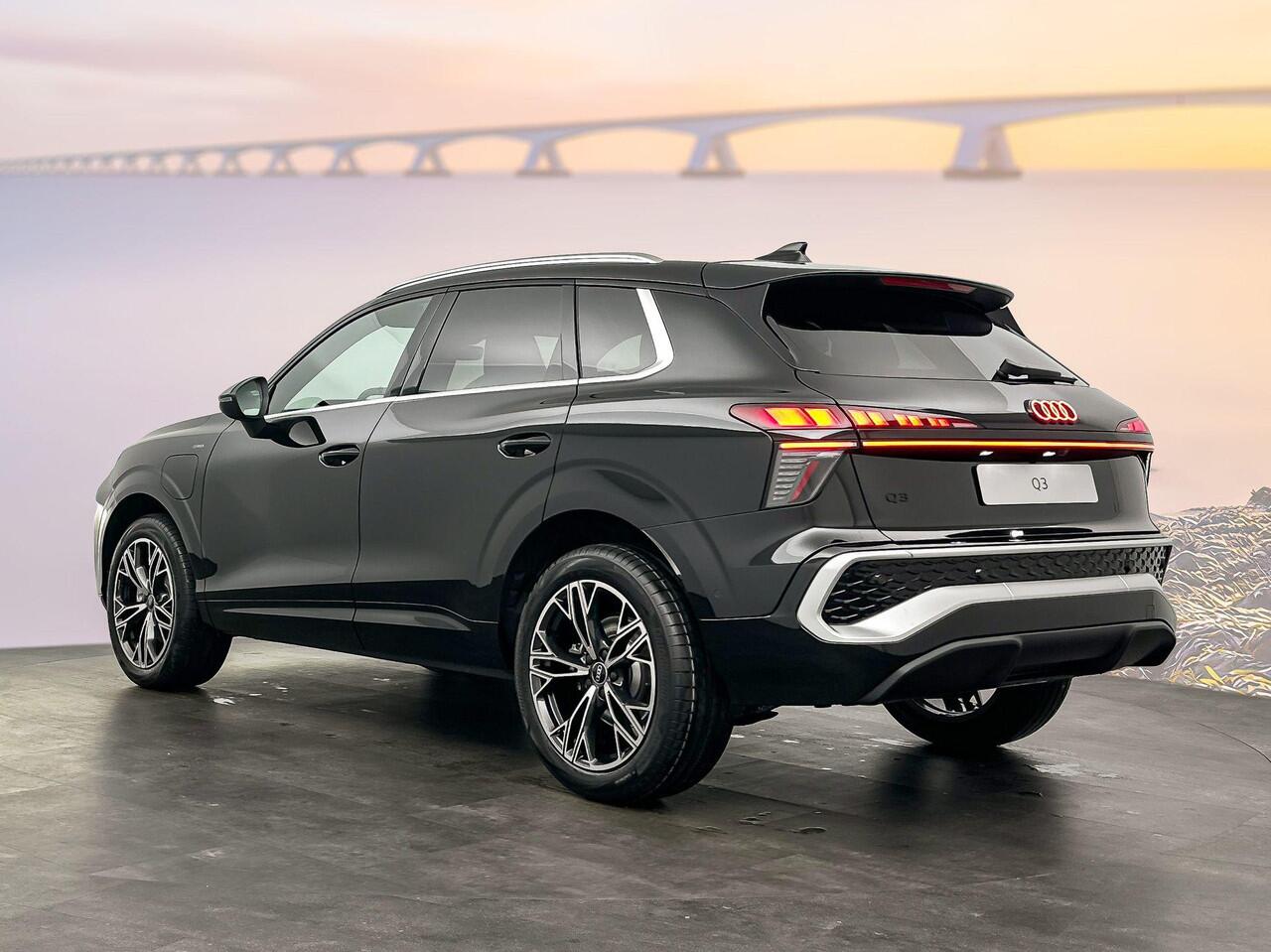 Audi Q3 S edition e-hybrid 200 kW / 272 PK Hatchback 6 ver