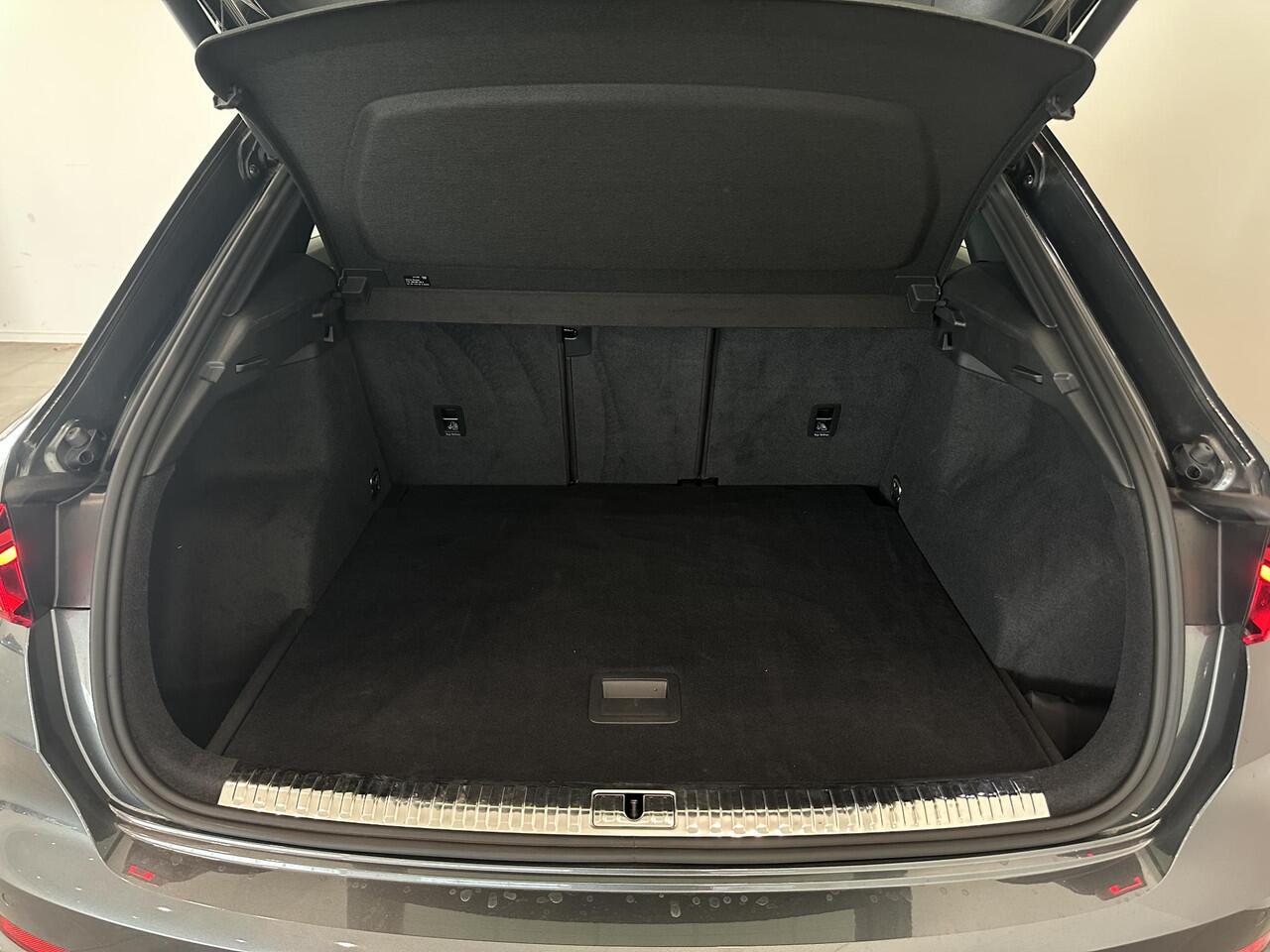 Audi Q3 35 TFSI S edition | Matrix LED | Navigatie | Climate Control | Cruise Control | Apple Carplay/Android Auto | Parkeersensoren voor, achter en achteruitrijcamera