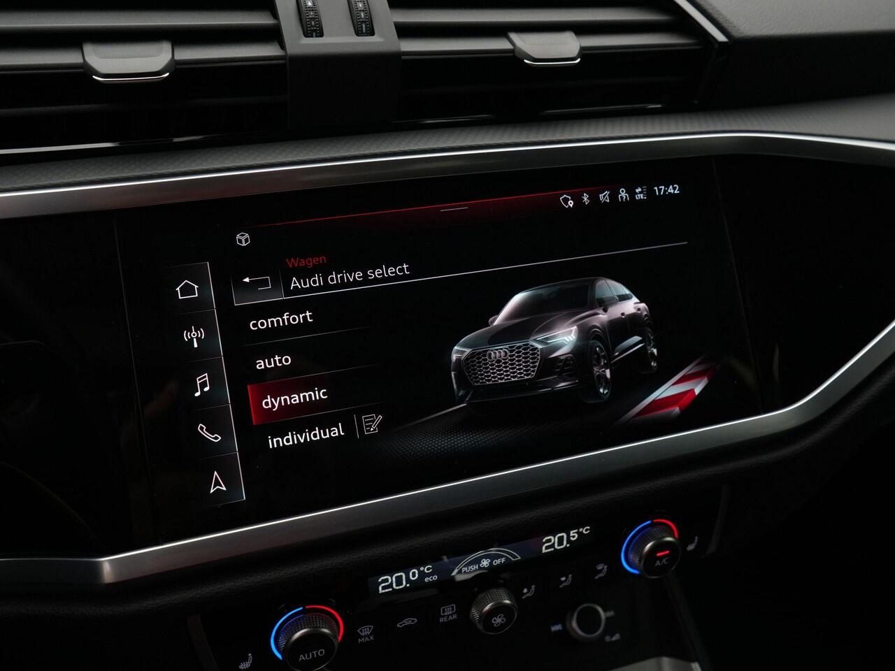 Audi Q3 Sportback 45 TFSI e 245 pk S-tronic | Panoramadak | Matrix LED | Stoelverwarming | Sonos