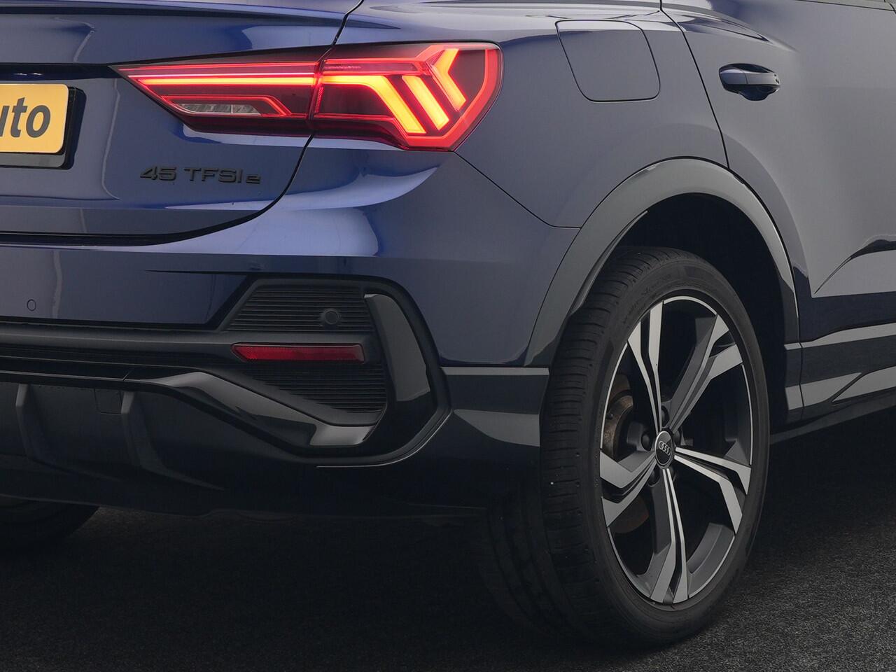 Audi Q3 Sportback 45 TFSI e S Line Plug In Hybrid 245pk Dealer O.H PHEV | Matrix LED | Cruise Control | Sonos Soundsystem | Apple Carplay | Lane Assist | Lederen Sportstoelen Verwarmd | L.M. 20" |