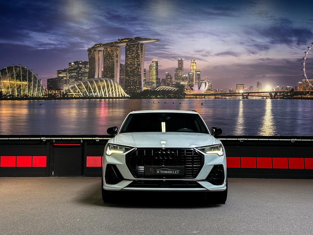 Audi Q3 35 TFSI 3xS-Line Trekhaak|Keyless|Sfeer|Camera