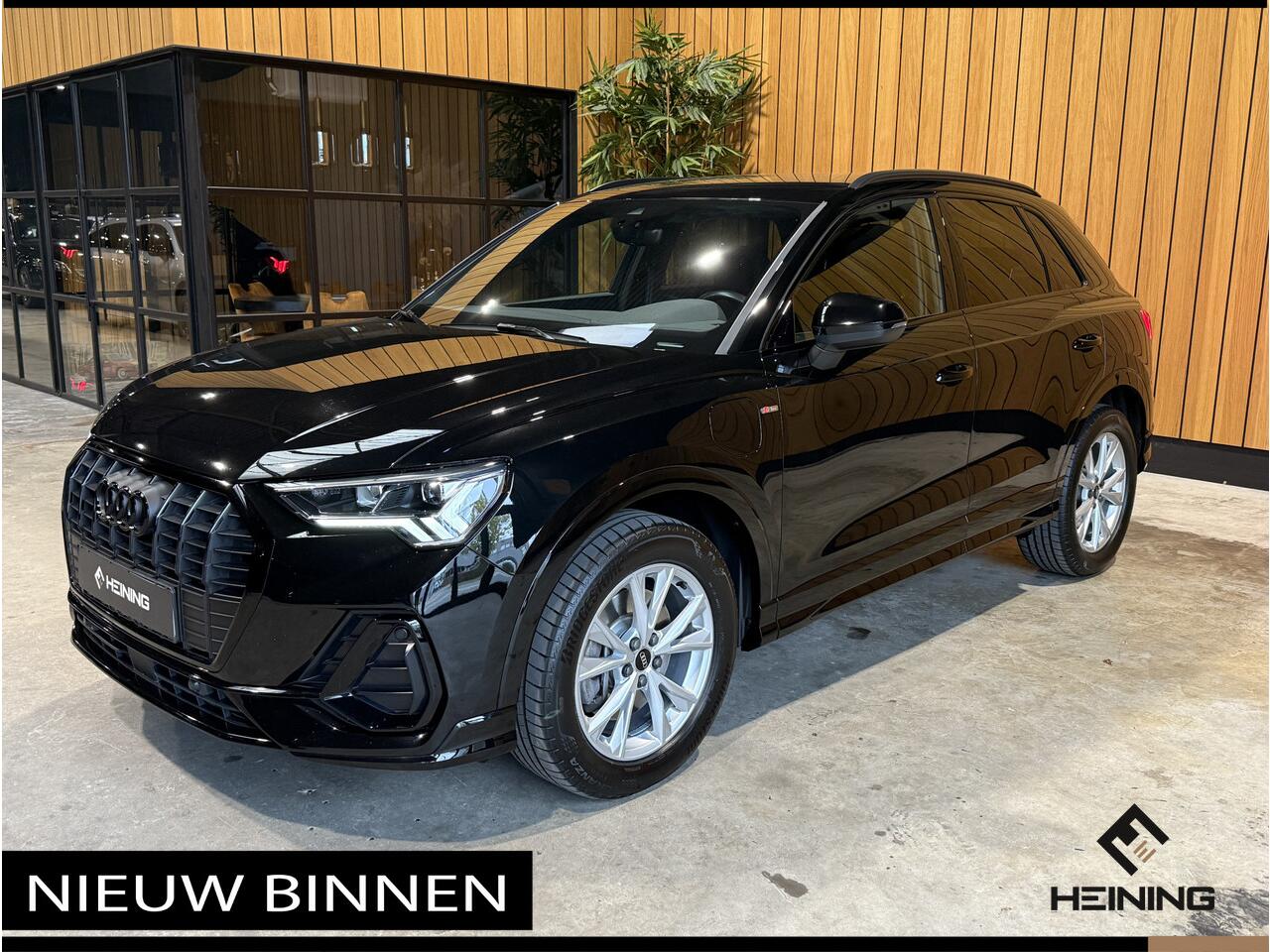 Audi Q3 45 TFSI e S edition Black edition. Trekhaak. Navi. Camera.