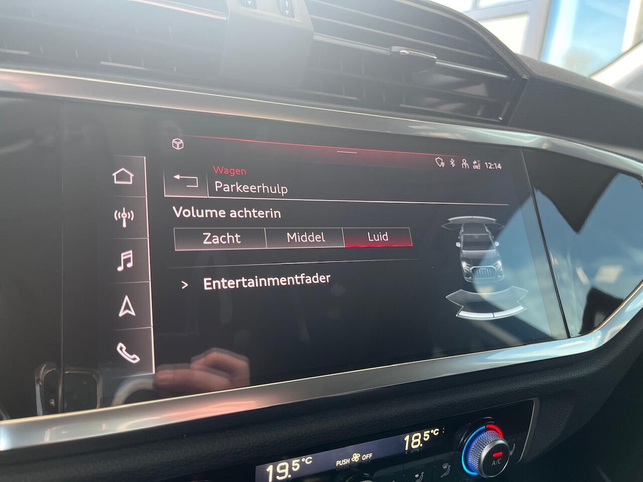 Audi Q3 35 TFSI / Elek. Achterklep / Stoelverwarming / Smartphone interface / Audi virtual cockpit plus