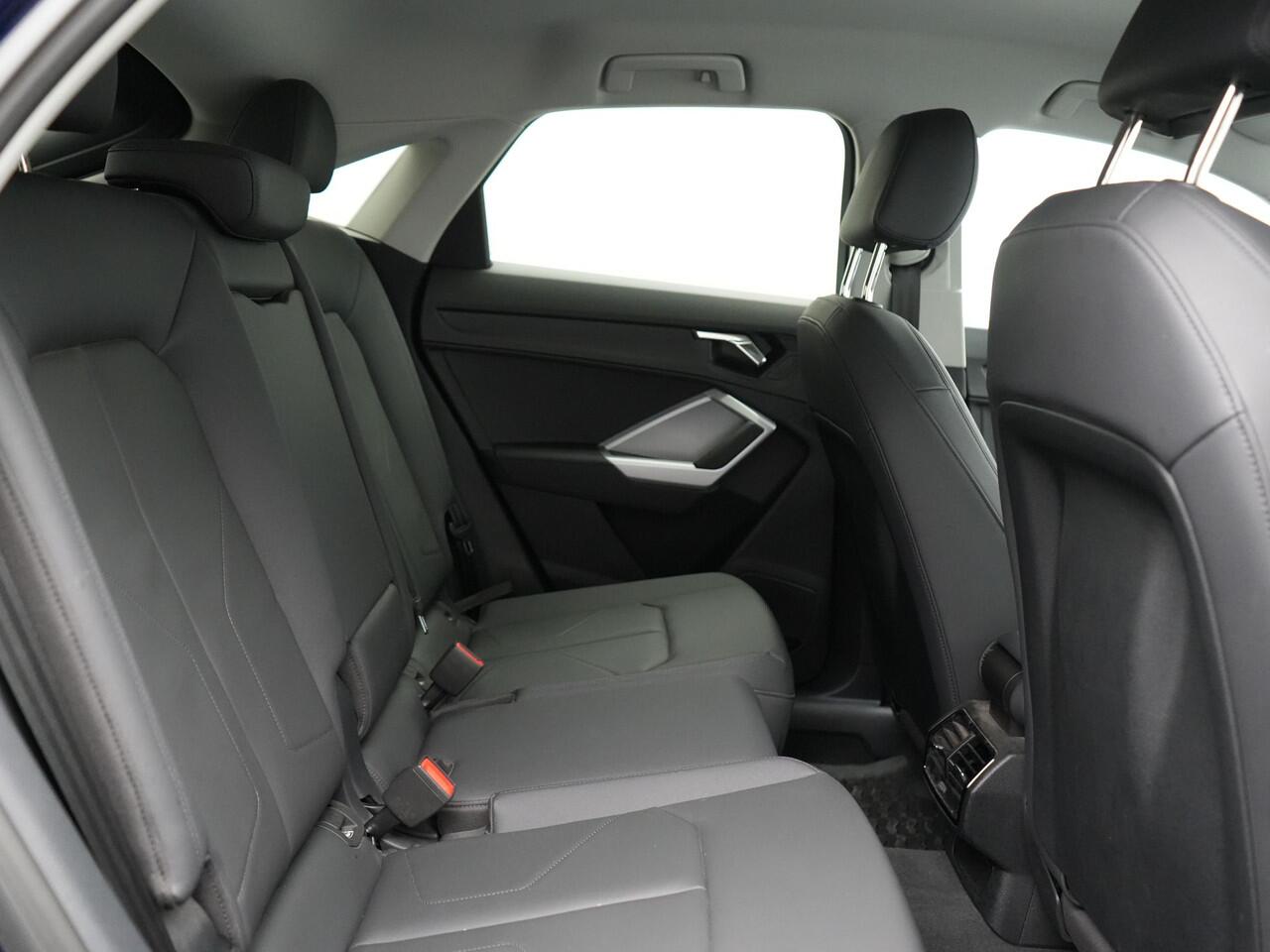 Audi Q3 Sportback 45 TFSI e S Line Plug In Hybrid 245pk Dealer O.H PHEV | Matrix LED | Cruise Control | Sonos Soundsystem | Apple Carplay | Lane Assist | Lederen Sportstoelen Verwarmd | L.M. 20" |