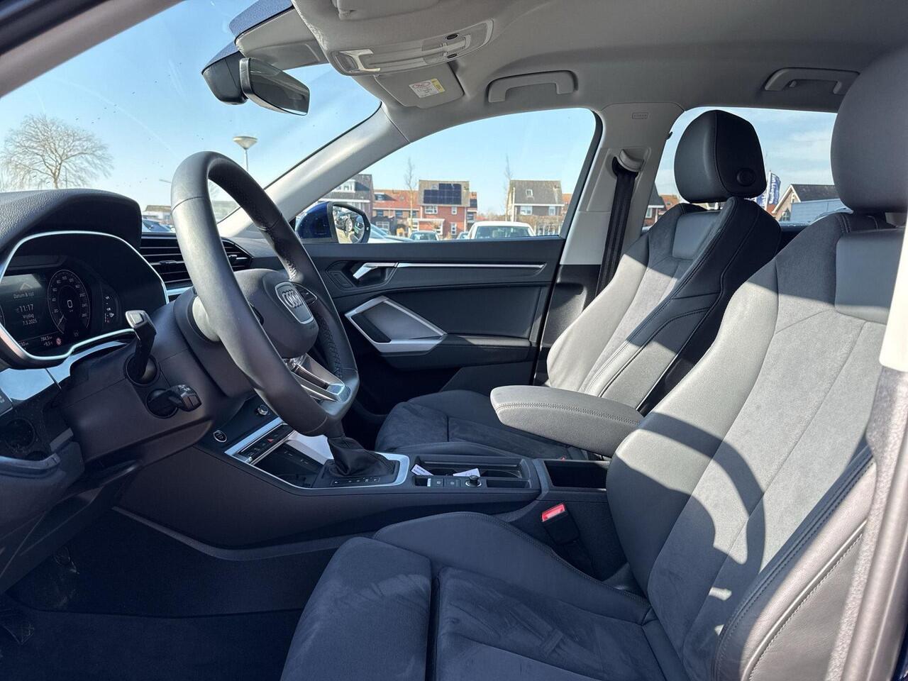 Audi Q3 45 TFSI e S edition | PHEV | Trekhaak | Elec. A-Klep | 19Inch | Leder-alcantara |