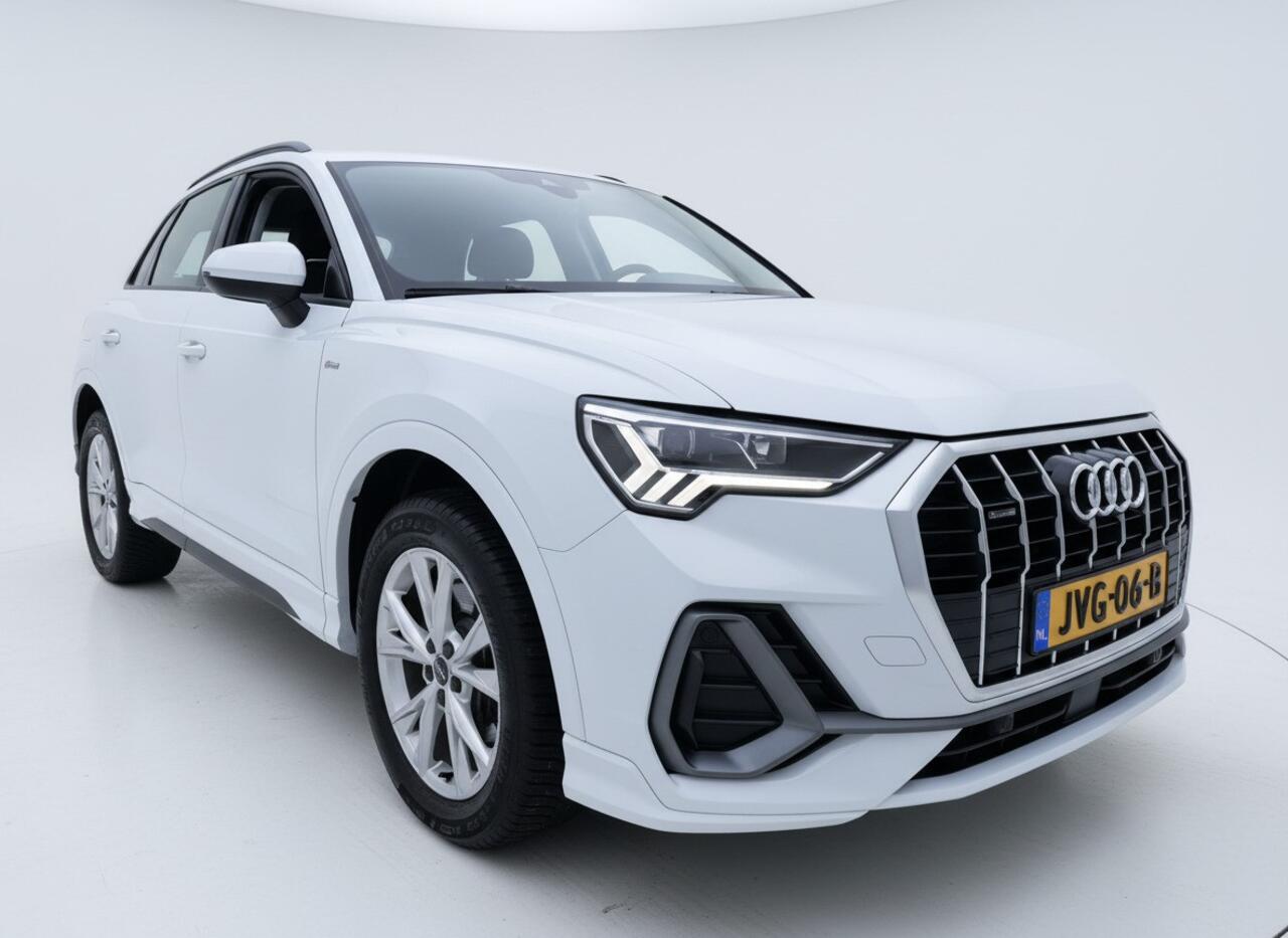 Audi Q3 45 TFSIe 245PK S-TRONIC S-LINE HYBRID CARPLAY/PDC/VIRTUAL
