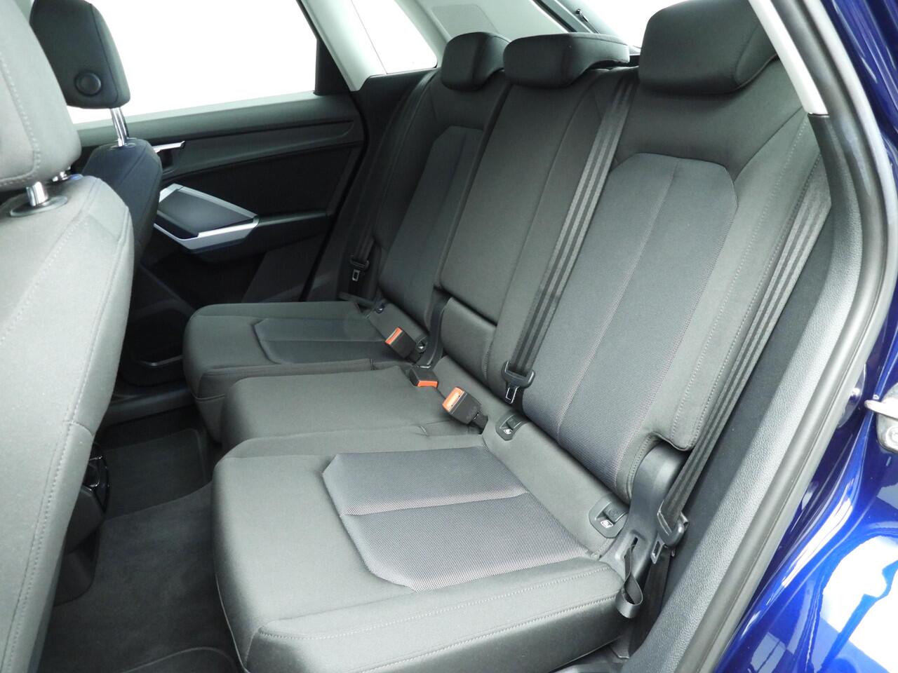 Audi Q3 35 TFSI Business Edition S-Tronic | Navi | Audi Sound | 18"