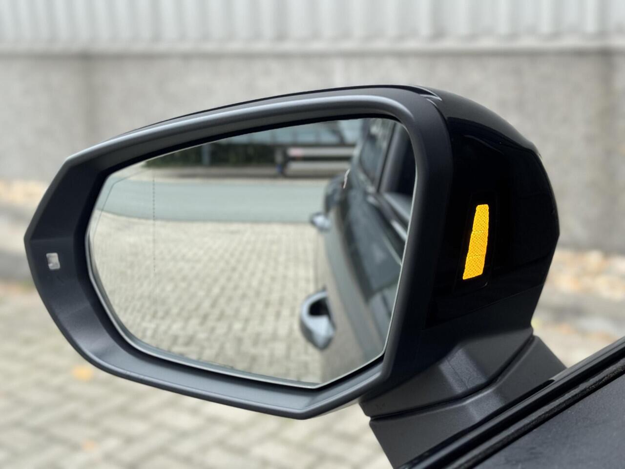 Audi Q3 Sportback 35 TFSI 3X S-LINE ACC PANO KEYLESS GO & ENTRY