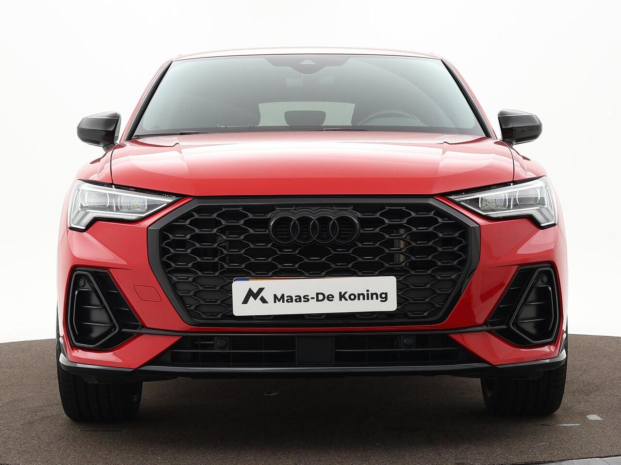 Audi Q3 Sportback 45 TFSIe 245pk S-tronic S Edition · Camera · Apple/Android Car Play · Dodehoeksensor · Elektrische best. stoel · Keyless · Stoelverwarming · Garantie t/m 28-04-2026 of 100.000km