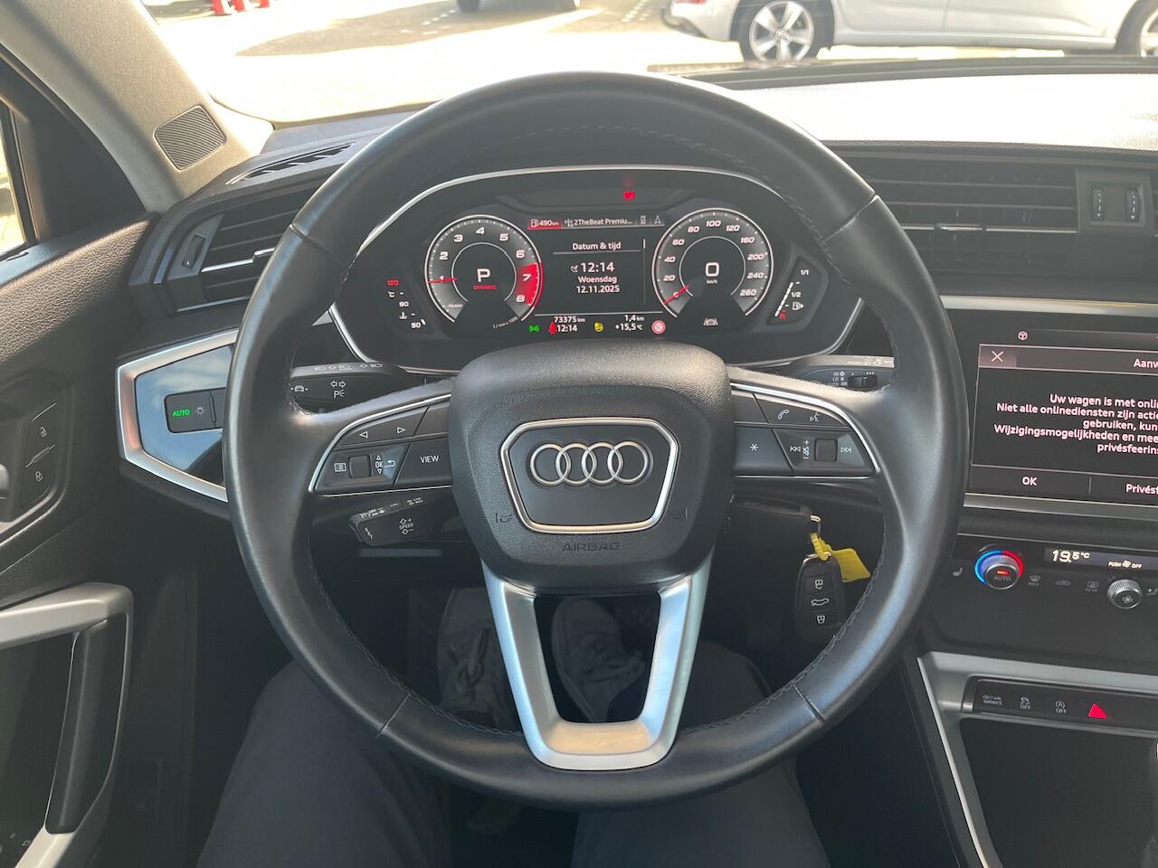 Audi Q3 35 TFSI / Elek. Achterklep / Stoelverwarming / Smartphone interface / Audi virtual cockpit plus