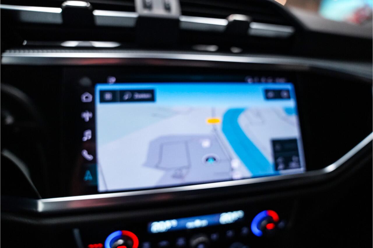 Audi Q3 Sportback 45 TFSI e S-Line|Acc|Alcantara|Elektr stoel|Camera