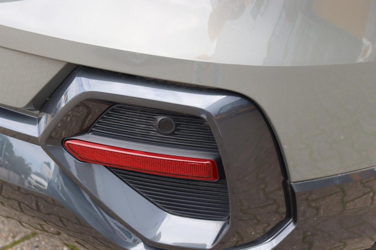 Audi Q3 35 TFSI 150 pk S-tronic 2x S line - panoramadak