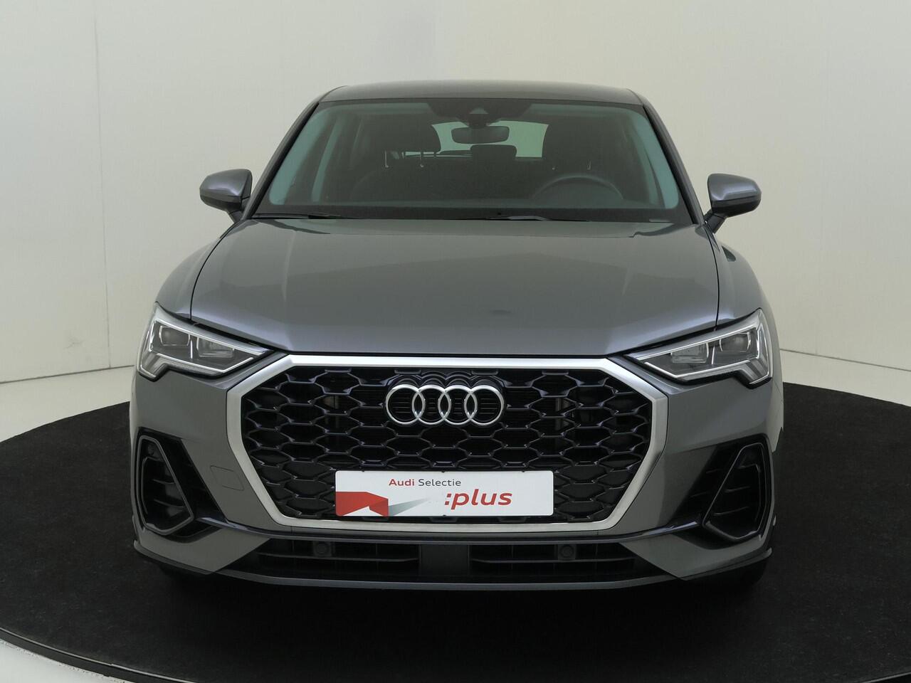 Audi Q3 Sportback 45 TFSI e Advanced Edition | Trekhaak | Stoelverwarming | Achteruitrijcamera | CarPlay | Adaptieve cruise control | Elektrische achterklep | Virtual cockpit |
