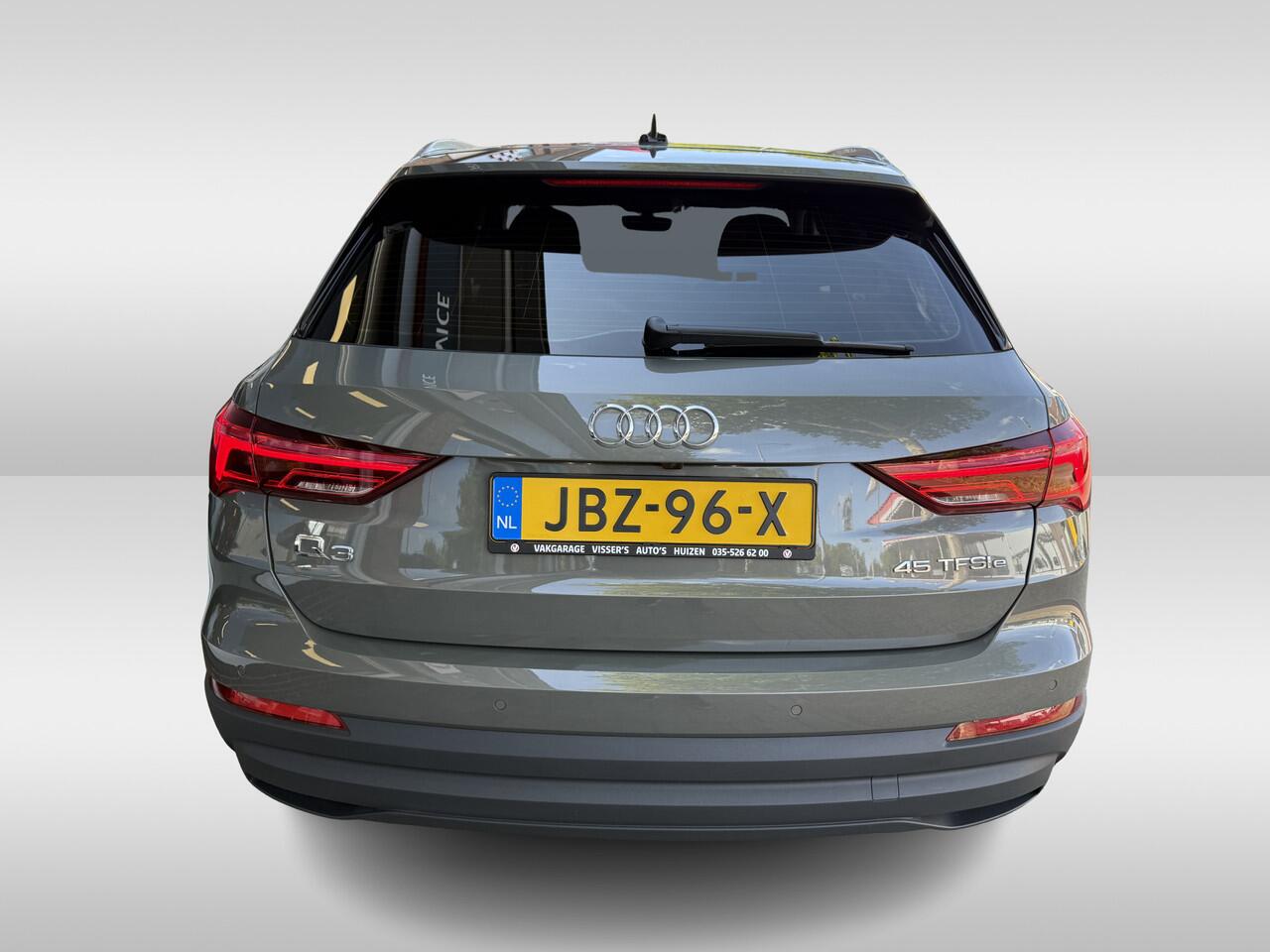 Audi Q3 E-TRON | | Apple Carplay/Android Auto | stoel verwarming | lichtmetalen wielen 20inch | nieuwe banden | trekhaak meerprijs 750.00 euro