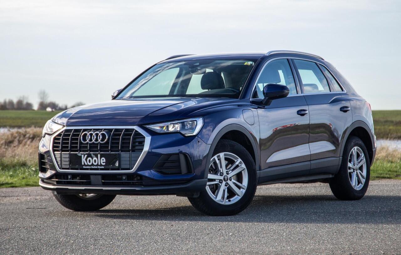 audi-q3-45-tfsi-e-edition-automaat-