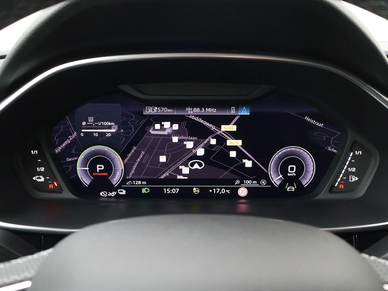 Audi Q3 Sportback 45 TFSI e S Edition | 245 PK | SoH 91% | Adaptive cruise control | Navigatiesysteem | Voorstoelen verwarmd | S line | 20" LM velgen |