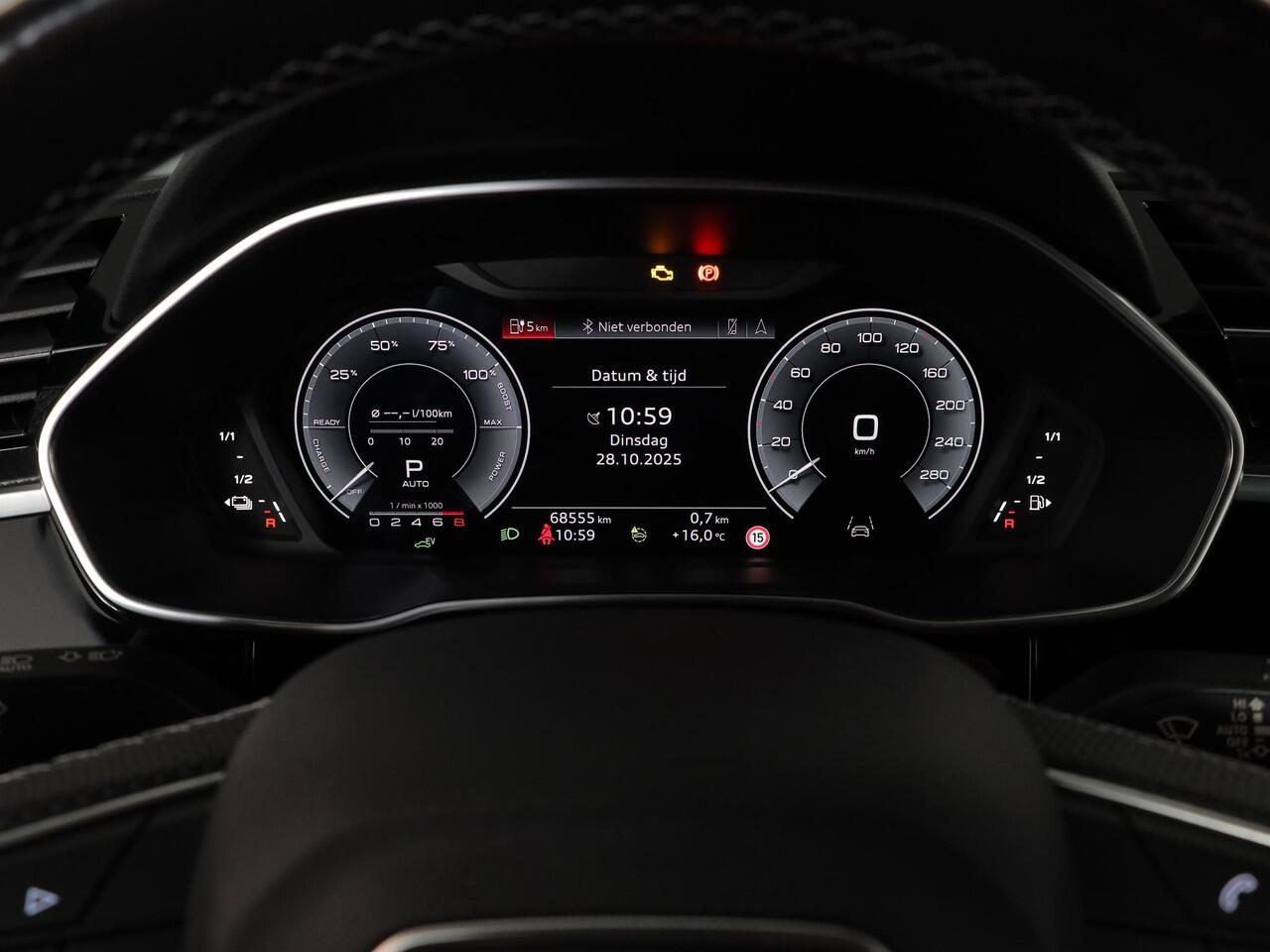 Audi Q3 45 TFSI e Business Edition 245 pk S-tronic | Navigatie | Parkeersensoren | Achteruitrijcamera | Adaptieve cruise control | Stoelverwarming | S-Line interieur |