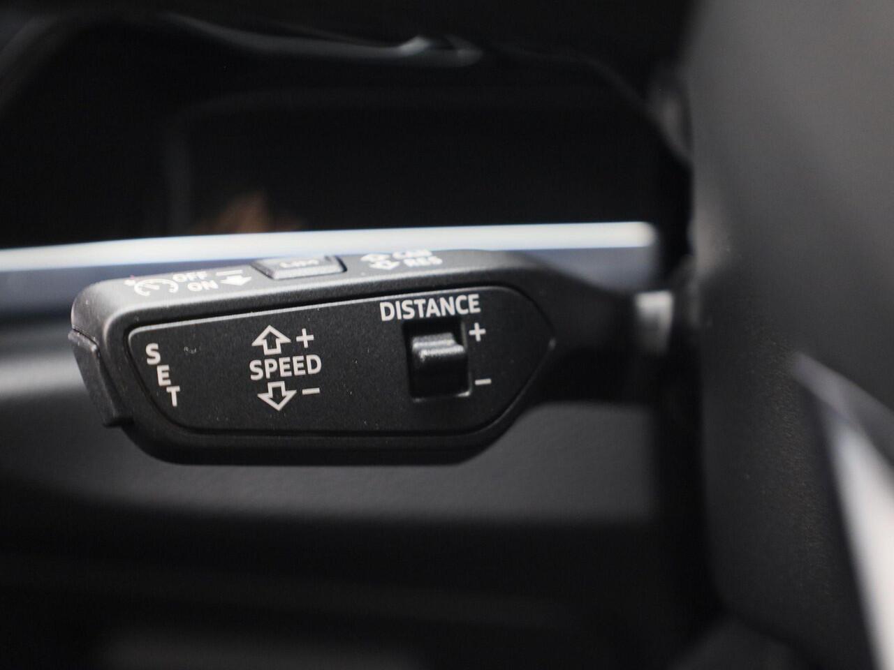 Audi Q3 Sportback 35 TFSI/150PK S Line · Apple/Android Car Play · Adaptive Cruise Control · Leder/Alcantara · Stoelverwarming · Garantie tot oktober 2029 of 100.000km