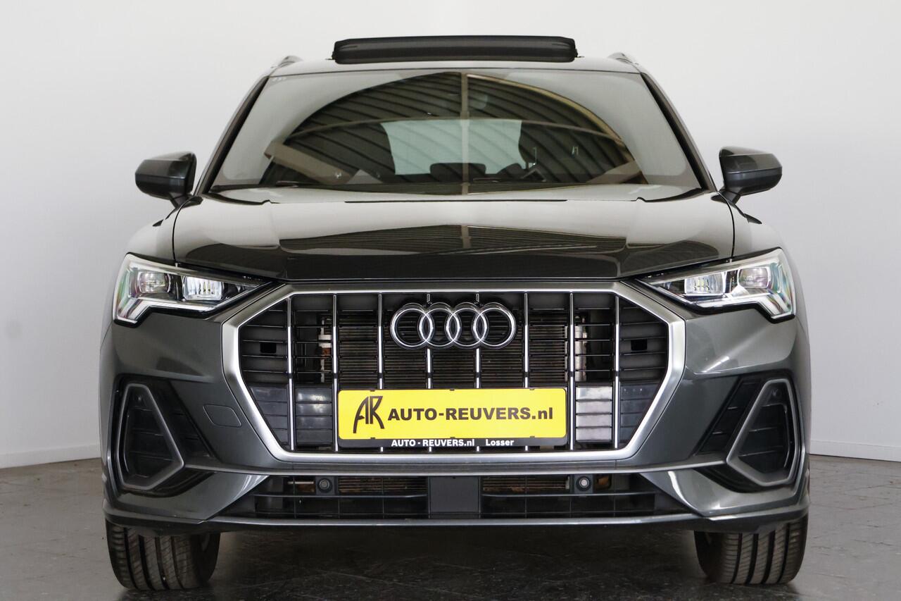 Audi Q3 45 TFSI e S-Line Panorama / Opendak / Cruise / Carplay / LED