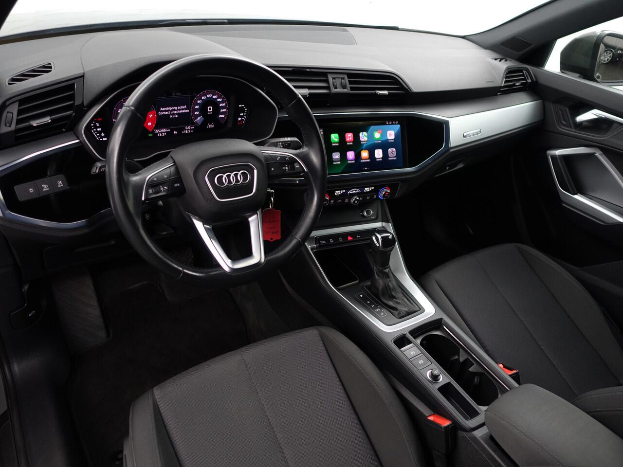 Audi Q3 Sportback 35 TFSI S Edition Aut- Xenon Led, Carplay, Android Auto, Dynamic Select, Privacy Glass, Lane Assist