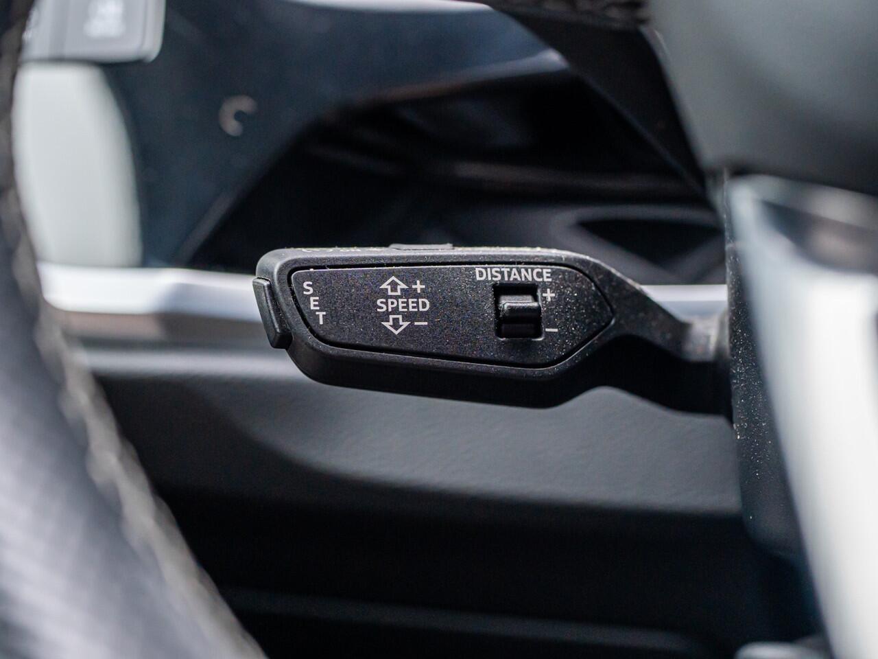 Audi Q3 Sportback 45 TFSI e S Edition 20 INCH CAMERA BLACK OPTIC FULL LED VIRTUAL DASH STOELVERW