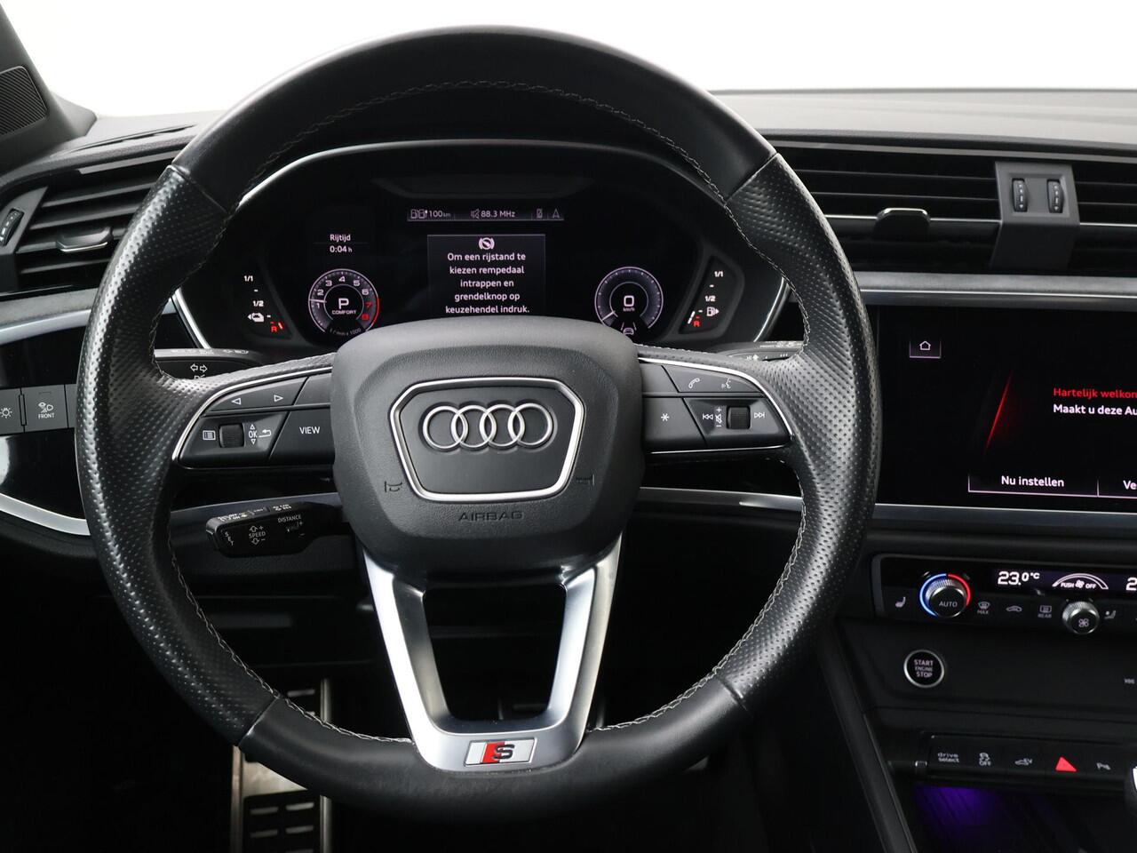 Audi Q3 Sportback 45 TFSI e Advanced Edition | 245 PK | SoH 89% | Trekhaak | Adaptive cruise control | 360 graden camera's | S line | 20" LM velgen | S line interieur |