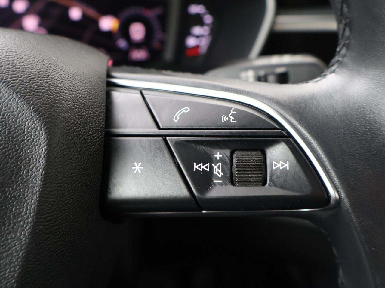 Audi Q3 Sportback 35 TFSI Business Edition | 150 PK | Automaat | Elek. achterklep | Achteruitrijcamera |