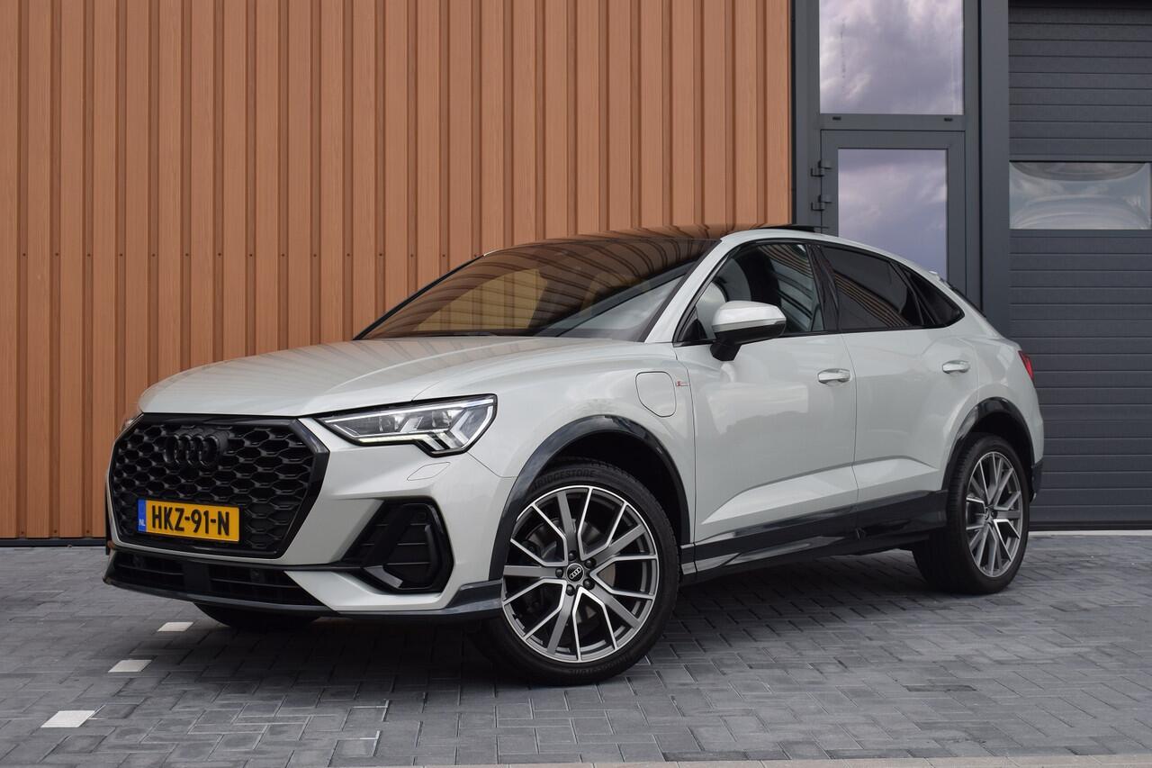 Audi Q3 Sportback 45 TFSIe S-line | Pano | Camera | 20"