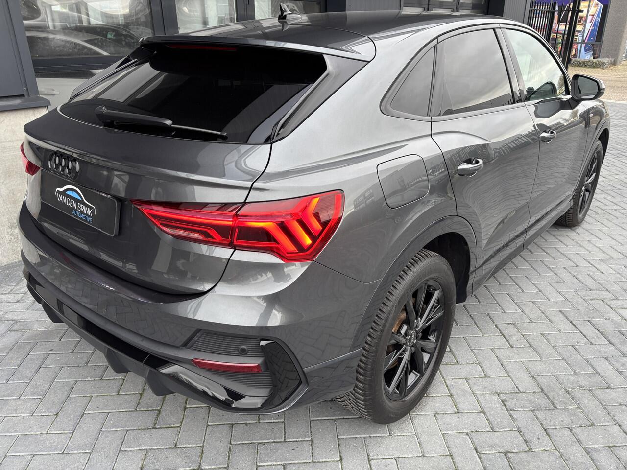 Audi Q3 Sportback 45 TFSIe 245 pk S-line Black Edition