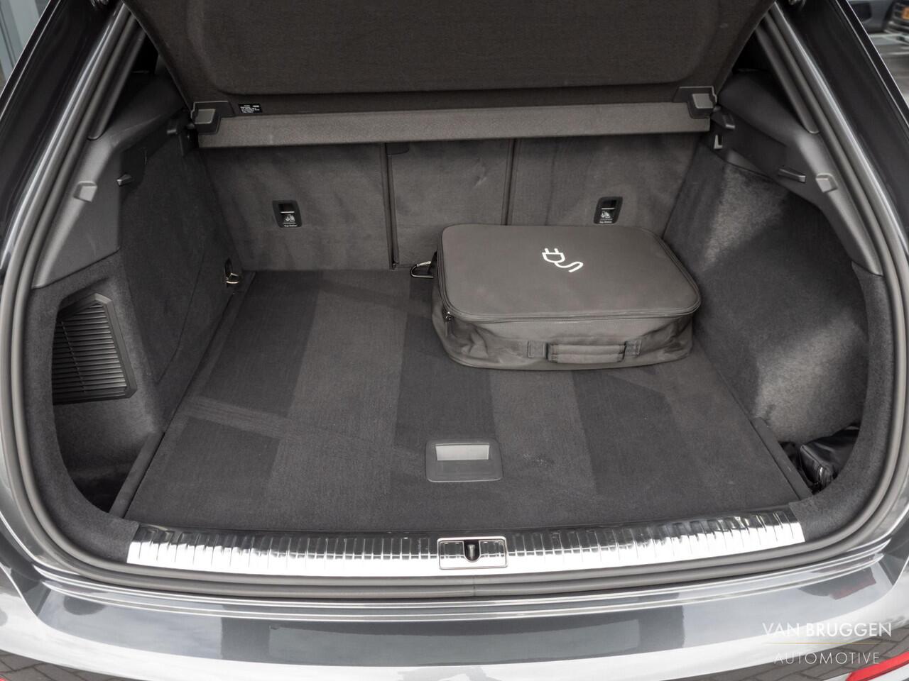 Audi Q3 45 TFSI E S-Line Pano SONOS 360 Sfeer ACC 20" Keyless