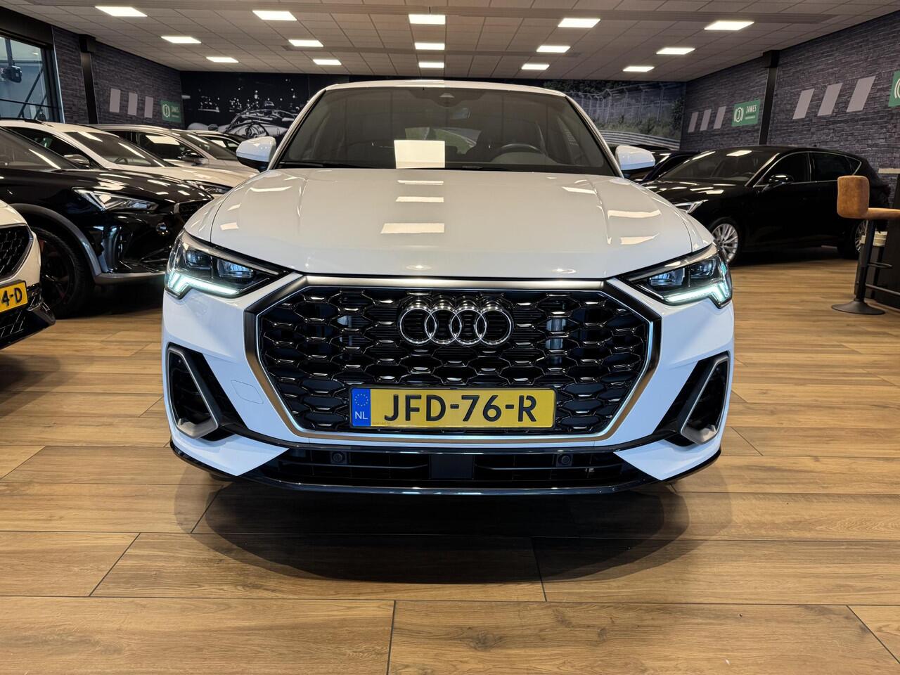 Audi Q3 Sportback 45 TFSI e S Edition PHEV|Apple carplay|Navi|Cruise|19' Velgen|