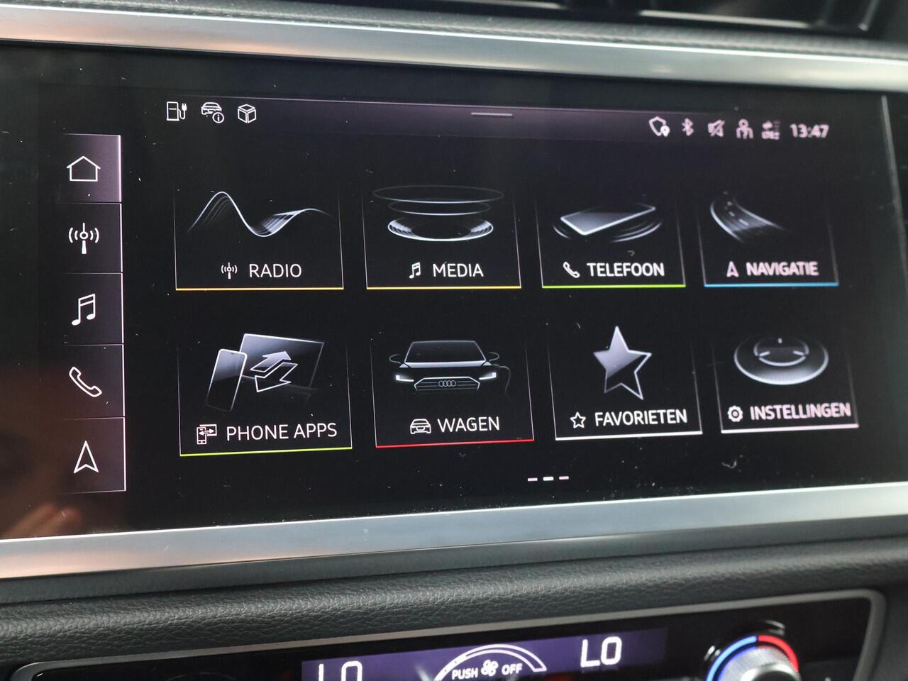 Audi Q3 Sportback 45 TFSI e S Edition | 245 PK | SoH 100% | Trekhaak | Elek. achterklep | Verwarmbare voorstoelen | Navigatiesysteem | LED verlichting |