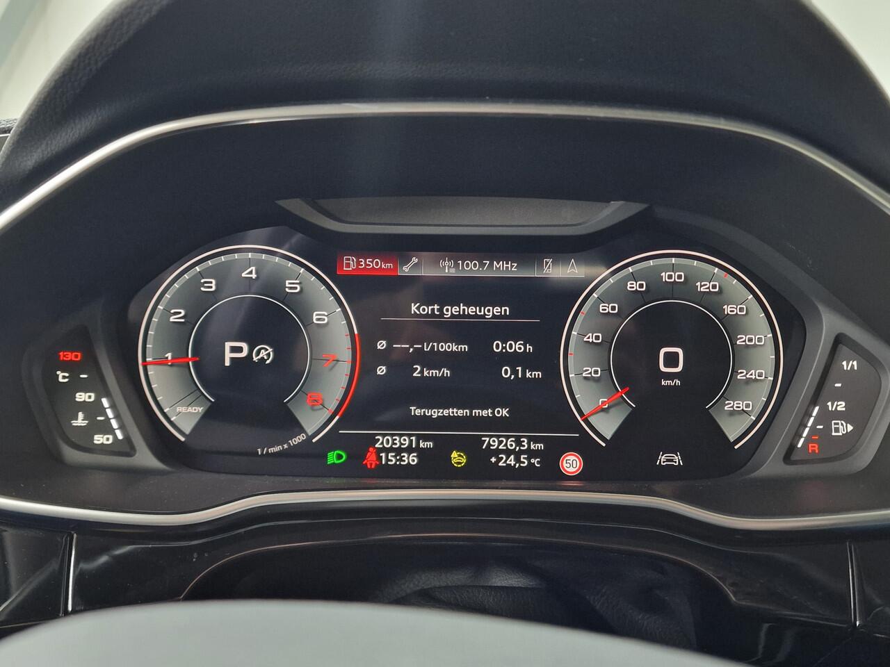 Audi Q3 35 TFSI 150pk S-Tronic S-Line | Camera | Leder/alcantara, Cruise control