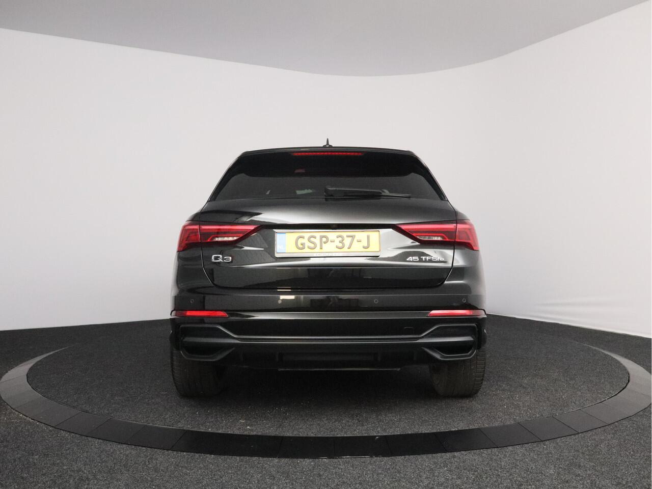Audi Q3 45 TFSI e S edition Plug-in Hybrid