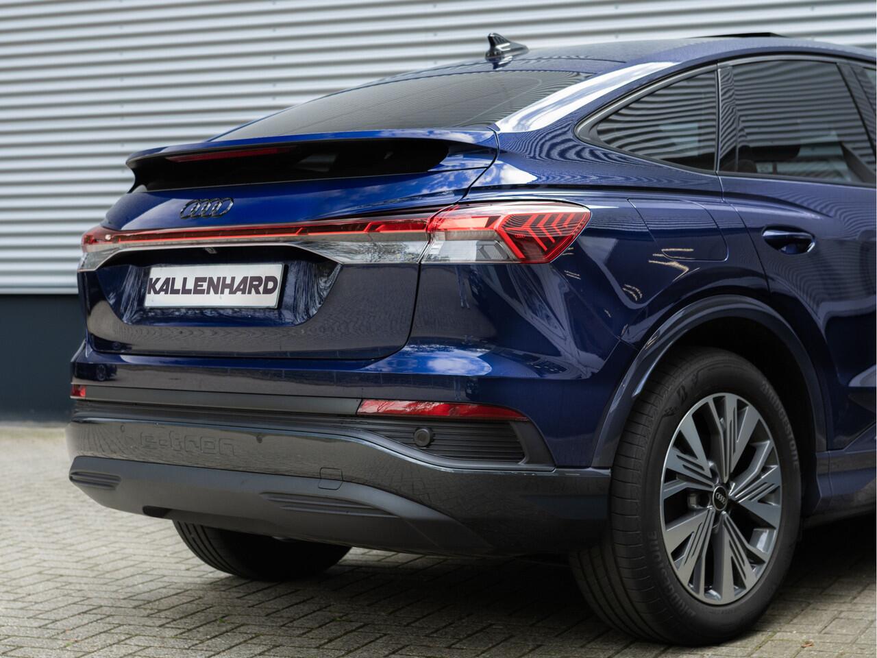 Audi Q4 Sportback e-tron 35 - Pano - Camera - Stoelverwarming - Leder - Keyless - Warmtepomp - 55 kWh