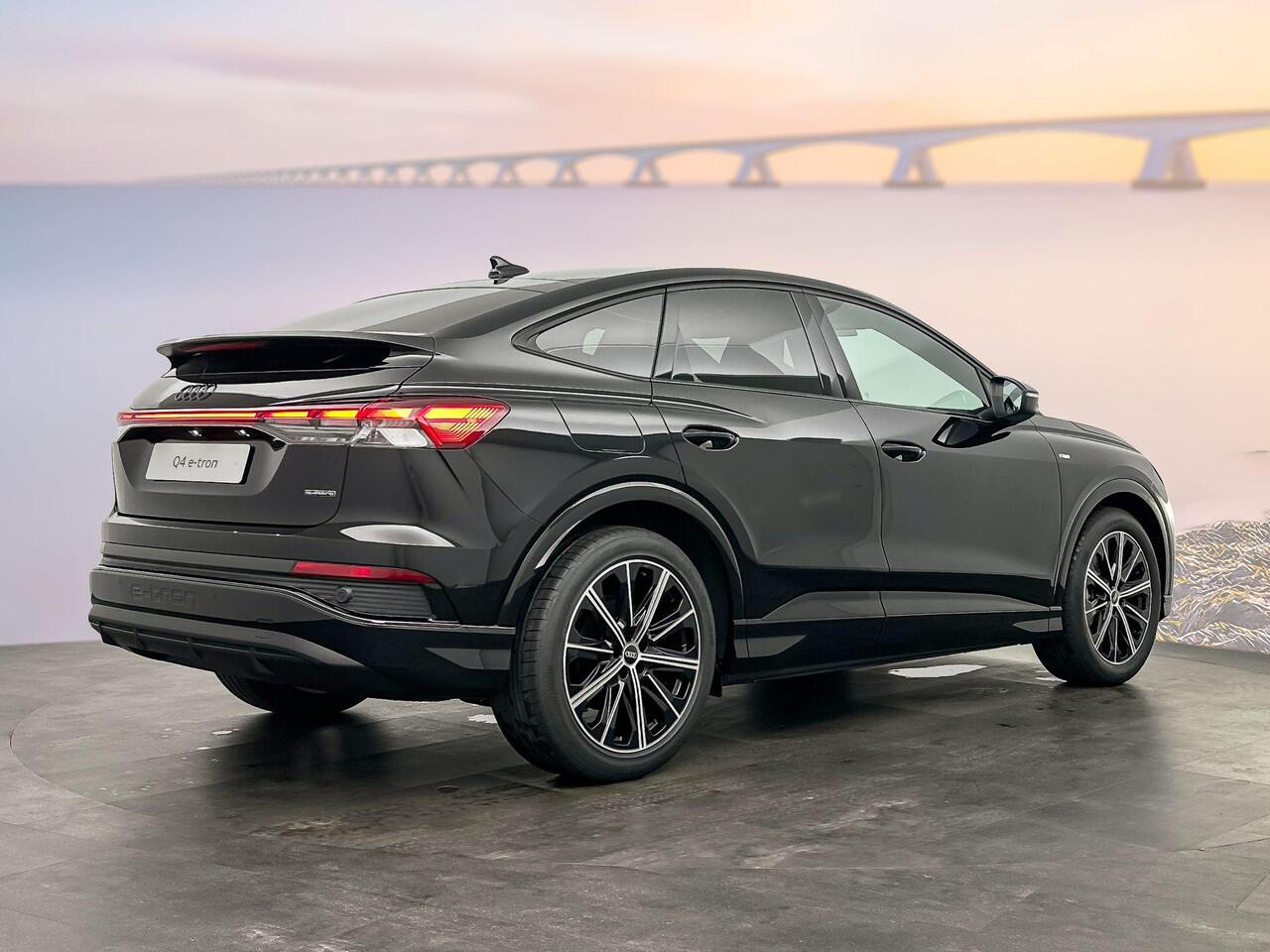 Audi Q4 Sportback e-tron S edition Competition e-tron 45 82 kWh 210 kW / 28